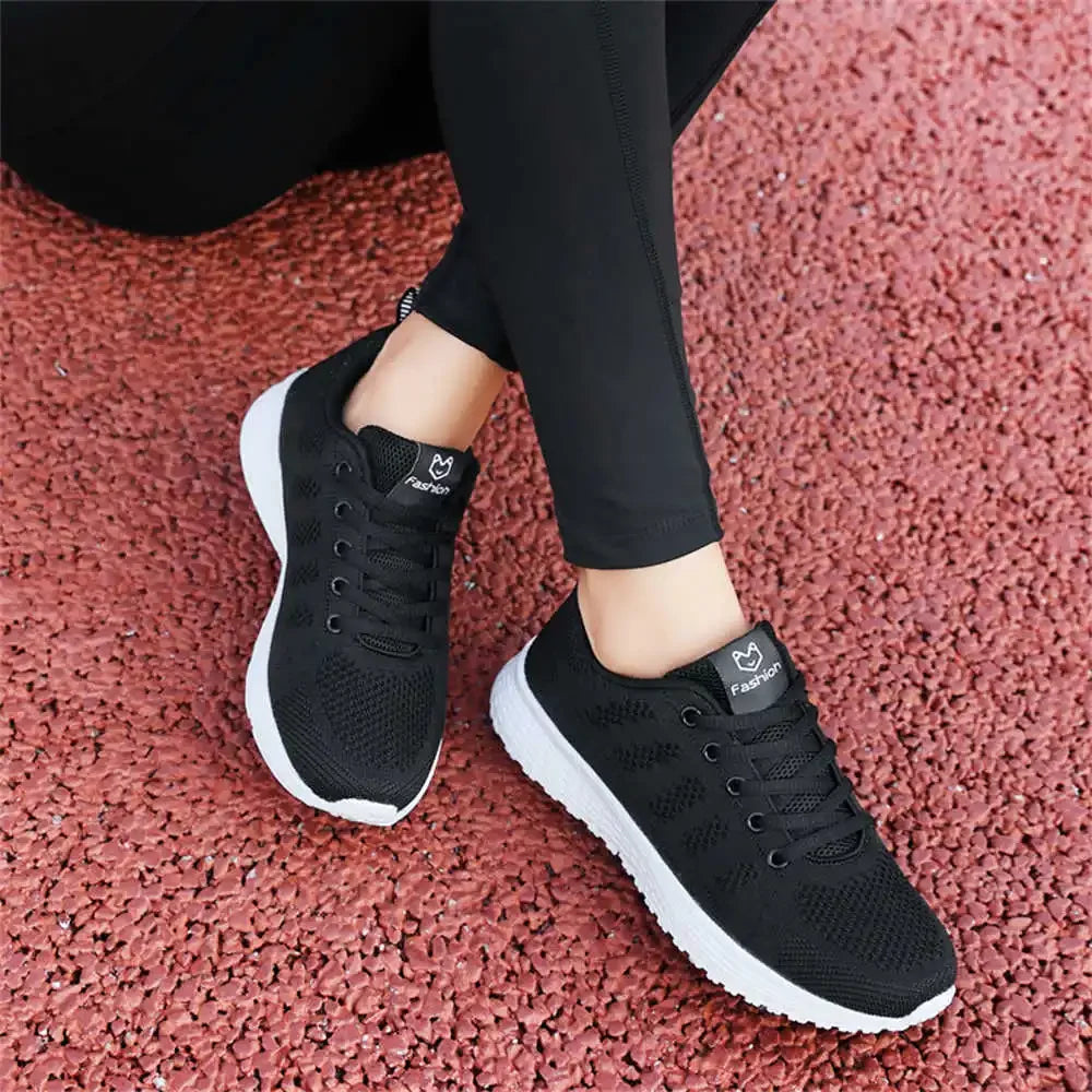 Non-slip Sole Lightweight 2024 Women Brands Brands Vulcanize Sneakers Black Spring Women's Health Shoes Sport Price